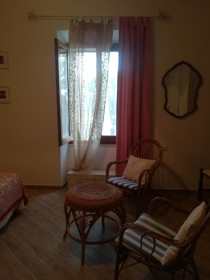 Le 25 Tartarughe Bed and Breakfast Santa Teresa Gallura Exteriör bild