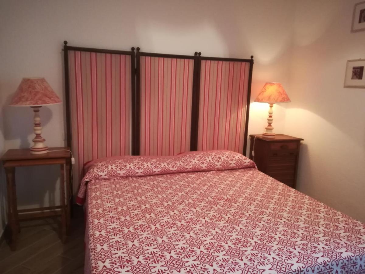 Le 25 Tartarughe Bed and Breakfast Santa Teresa Gallura Exteriör bild