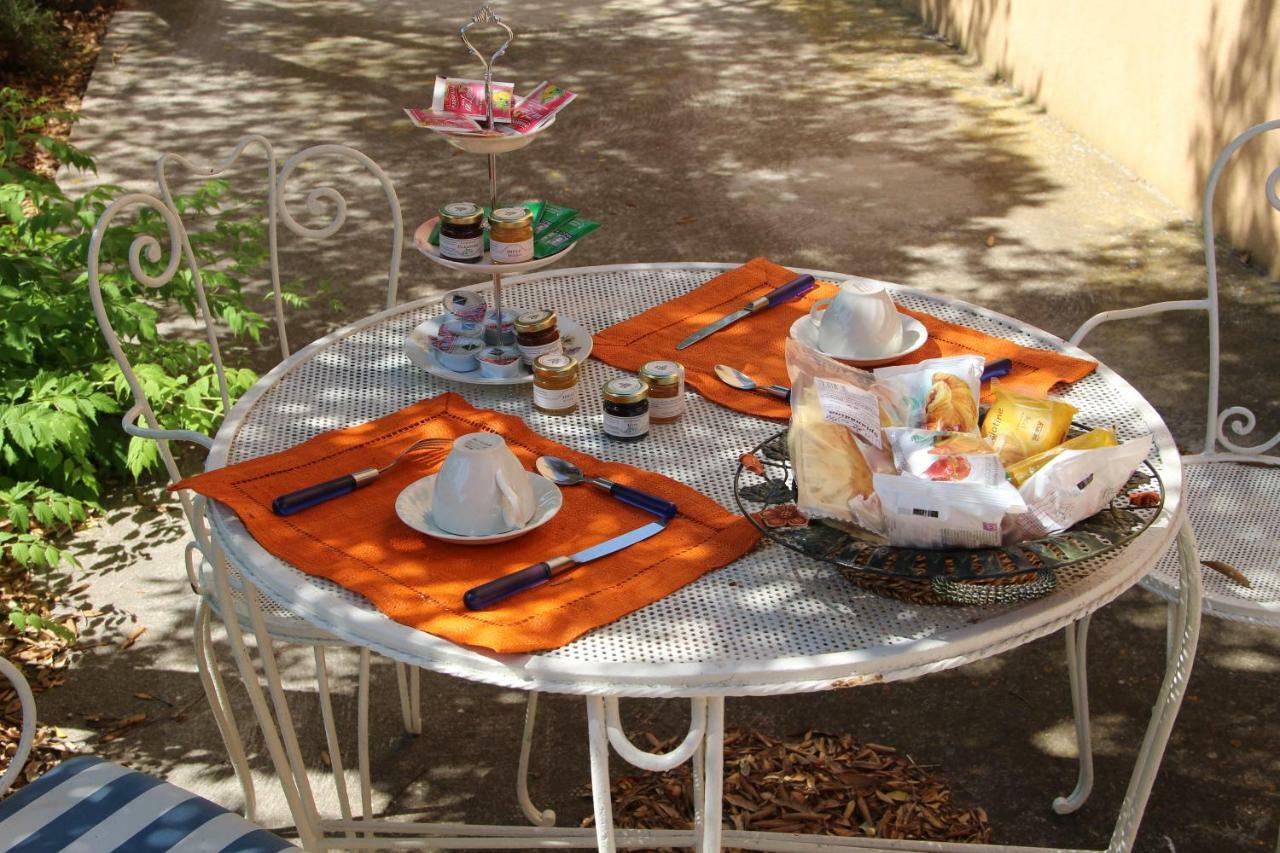 Le 25 Tartarughe Bed and Breakfast Santa Teresa Gallura Exteriör bild