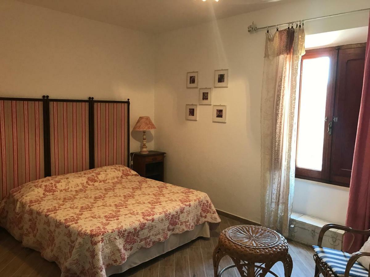 Le 25 Tartarughe Bed and Breakfast Santa Teresa Gallura Exteriör bild